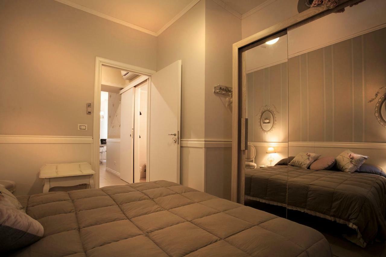 Casa Di Charme "Rosa-Rosae" Lägenhet Verona Exteriör bild